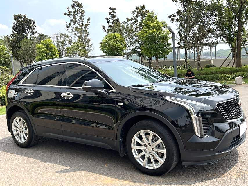 凯迪拉克XT4 2022款 2.0T 自动 28T风尚型 价格0万 