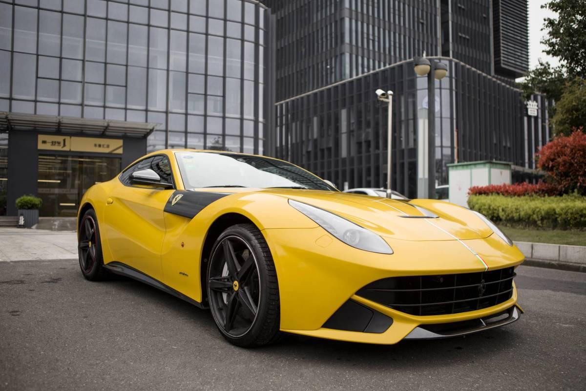 法拉利F12 Berlinetta [进口] 2012款 6.3L 自动 标准型价格0万