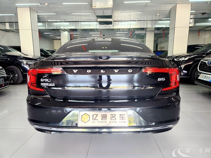 沃尔沃S90 B5 2022款 2.0T 自动 智逸豪华版 (国Ⅵ) 