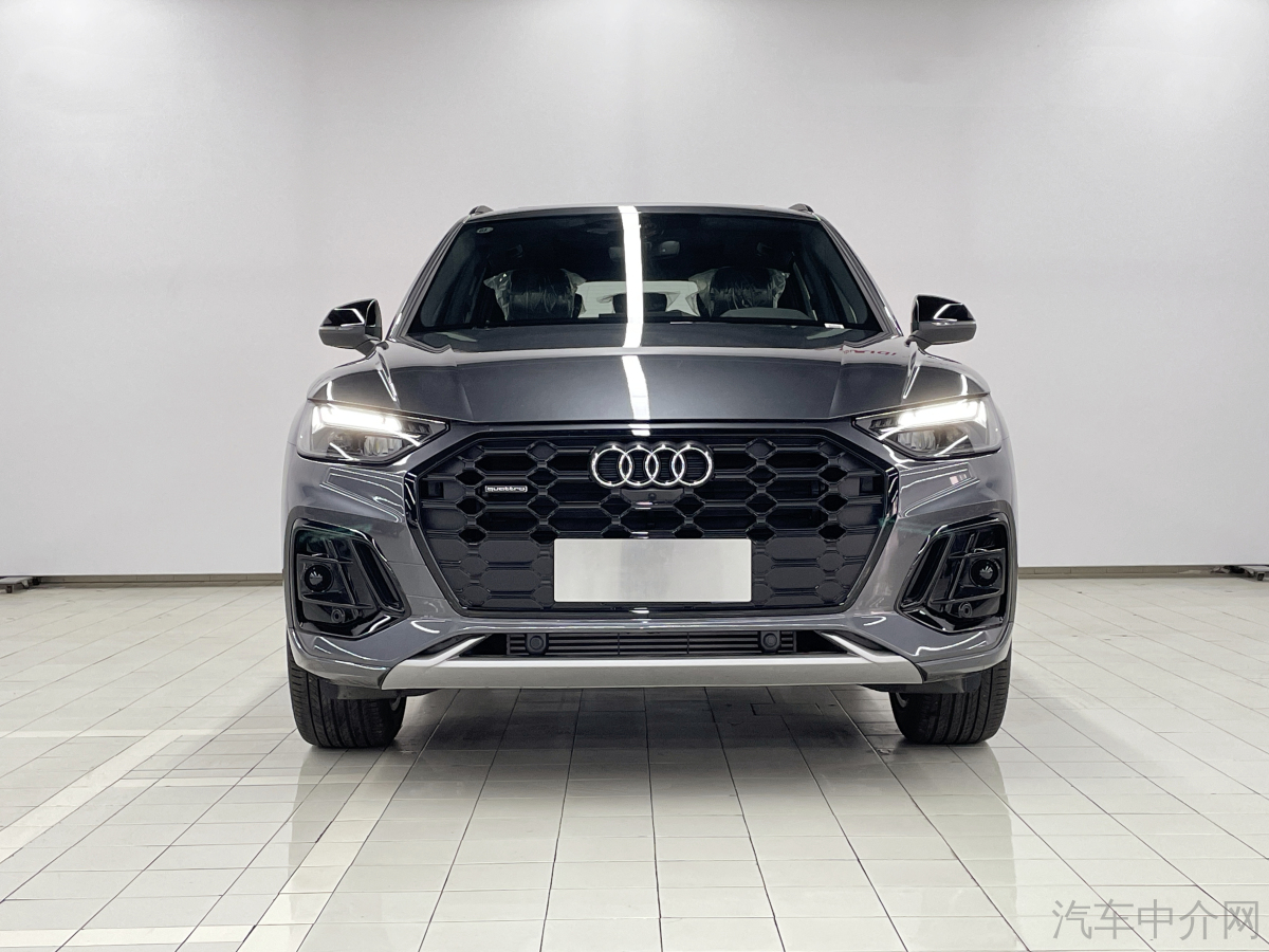 奥迪Q5L 45TFSI 2024款 2.0T 自动 豪华动感型 价格0万