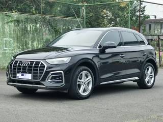 奥迪Q5L 45TFSI 2.0T 自动 改款豪华动感型 