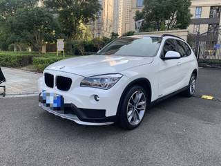 宝马X1 xDrive20i 