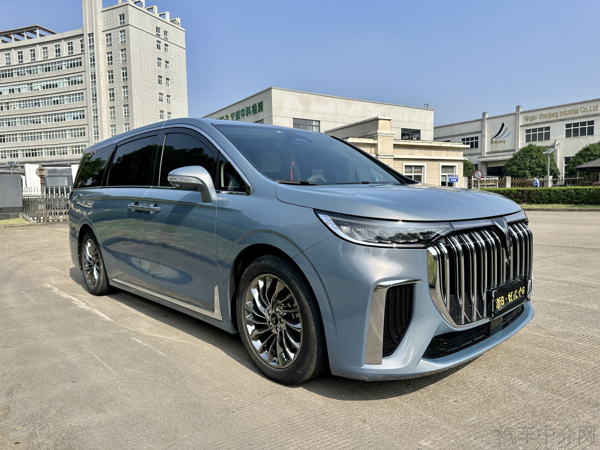 岚图梦想家 2022款 1.5T 自动 低碳版梦+智享包 价格0万 