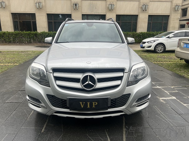 奔驰GLK GLK300 2013款 3.0L 自动 汽油 动感型 价格0万 