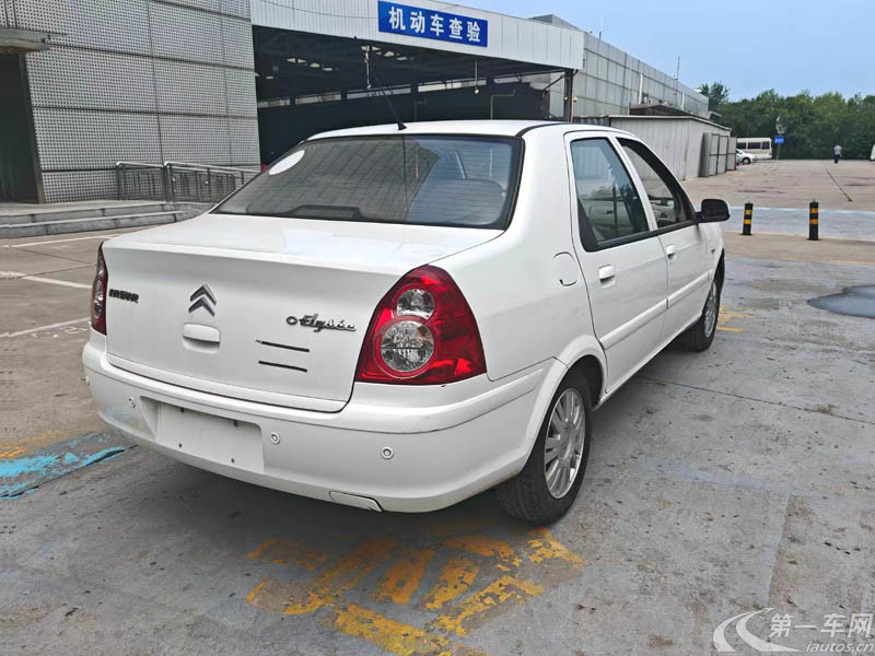 雪铁龙爱丽舍 2011款 1.6L 手动 4门5座三厢车 尊贵型 (国Ⅳ) 