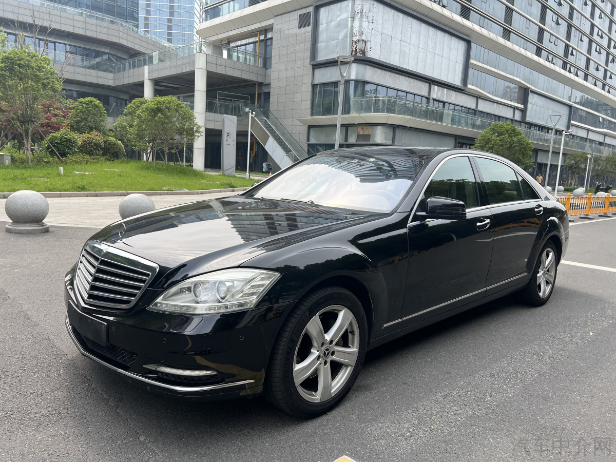 奔驰S级 S350 [进口] 2009款 3.5L 自动 汽油 加长版价格0万