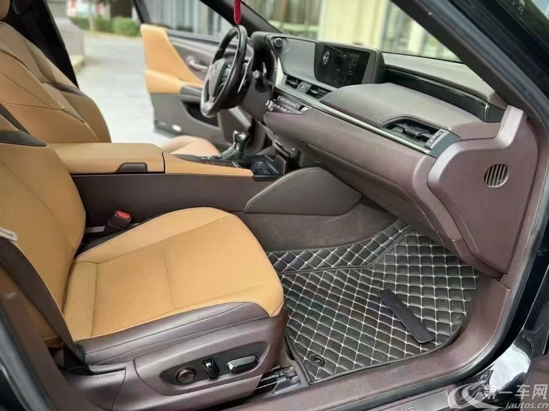 雷克萨斯ES 300h [进口] 2021款 2.5L 自动 卓越版 