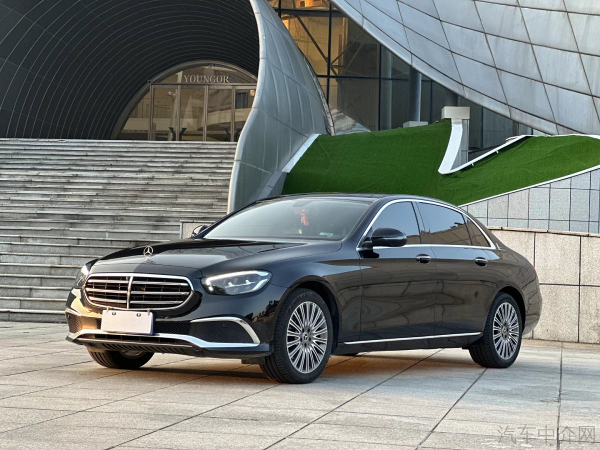 奔驰E级 300L 2022款 2.0T 自动 汽油 改款二时尚型 价格0万 