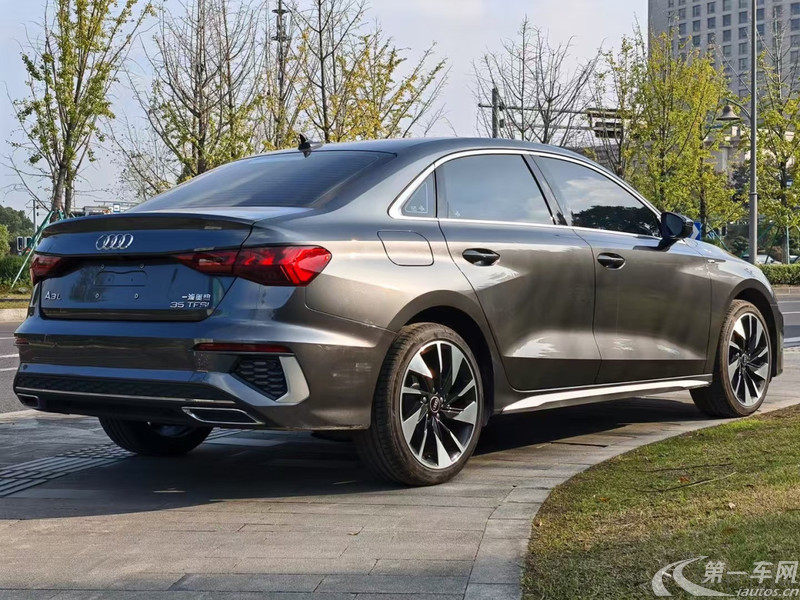 奥迪A3 35TFSI 2024款 1.4T 自动 Limousine进取致雅型 (国Ⅵ) 