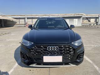 奥迪Q5L 45TFSI 2.0T 自动 豪华动感型 