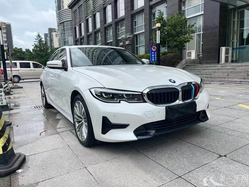 宝马3系 320i 2021款 2.0T 自动 汽油 运动套装 (国Ⅵ) 