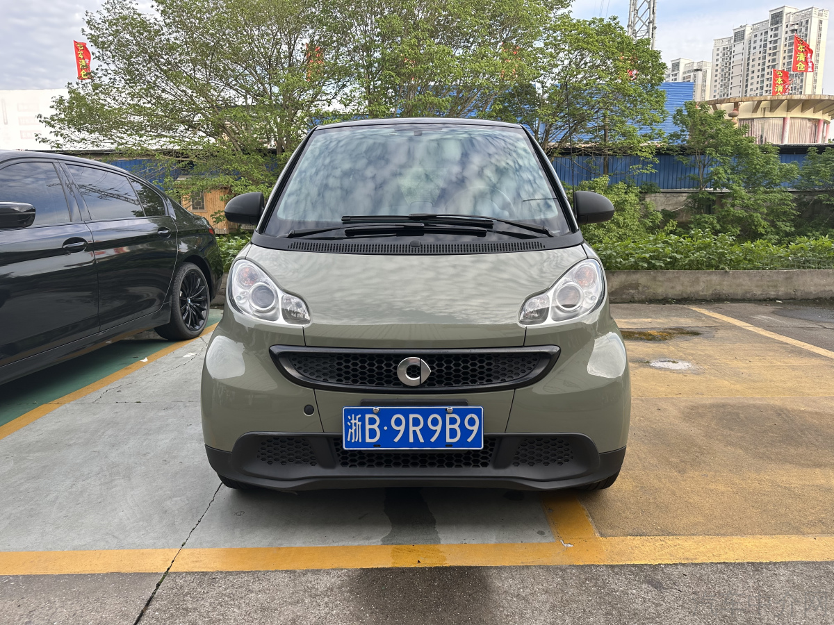 SmartForTwo [进口] 2013款 1.0L 自动 汽油 巧克力特别版价格0万 