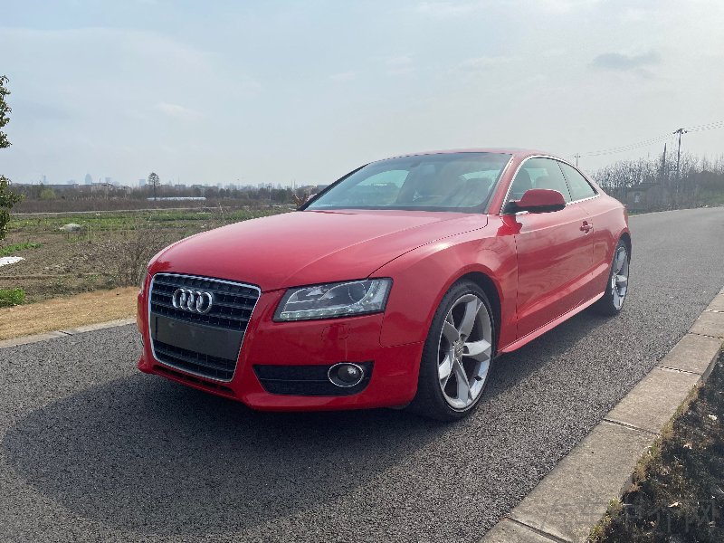 奥迪A5 Coupe [进口] 2010款 2.0T 自动 汽油 风尚版价格0万