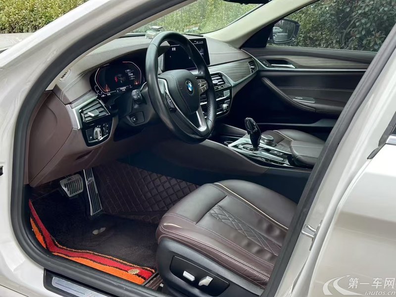 宝马5系 530Li 2020款 2.0T 自动 汽油 xDrive豪华套装 (国Ⅵ) 