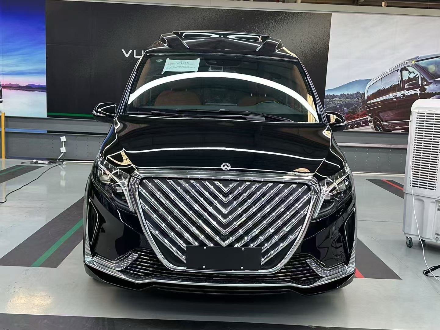 奔驰V级 2022款 2.0T 自动 长轴距豪华版 价格0万