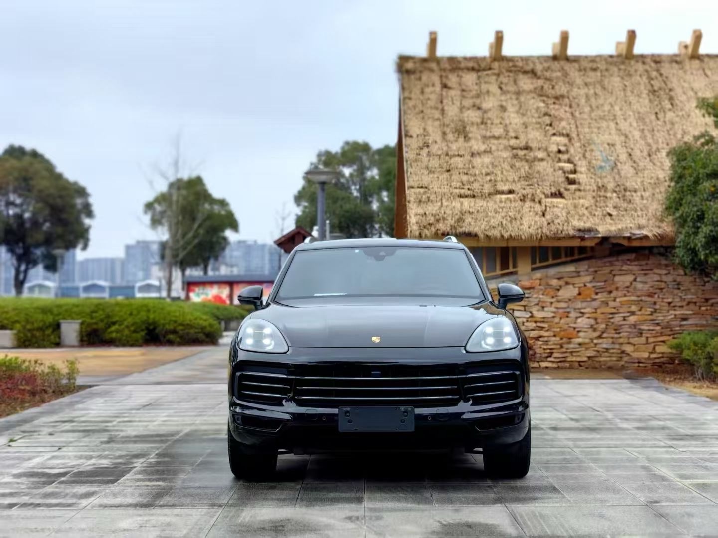 保时捷Cayenne [进口] 2018款 3.0T 自动 四驱 柴油 铂金版墨规版平行进口价格0万 
