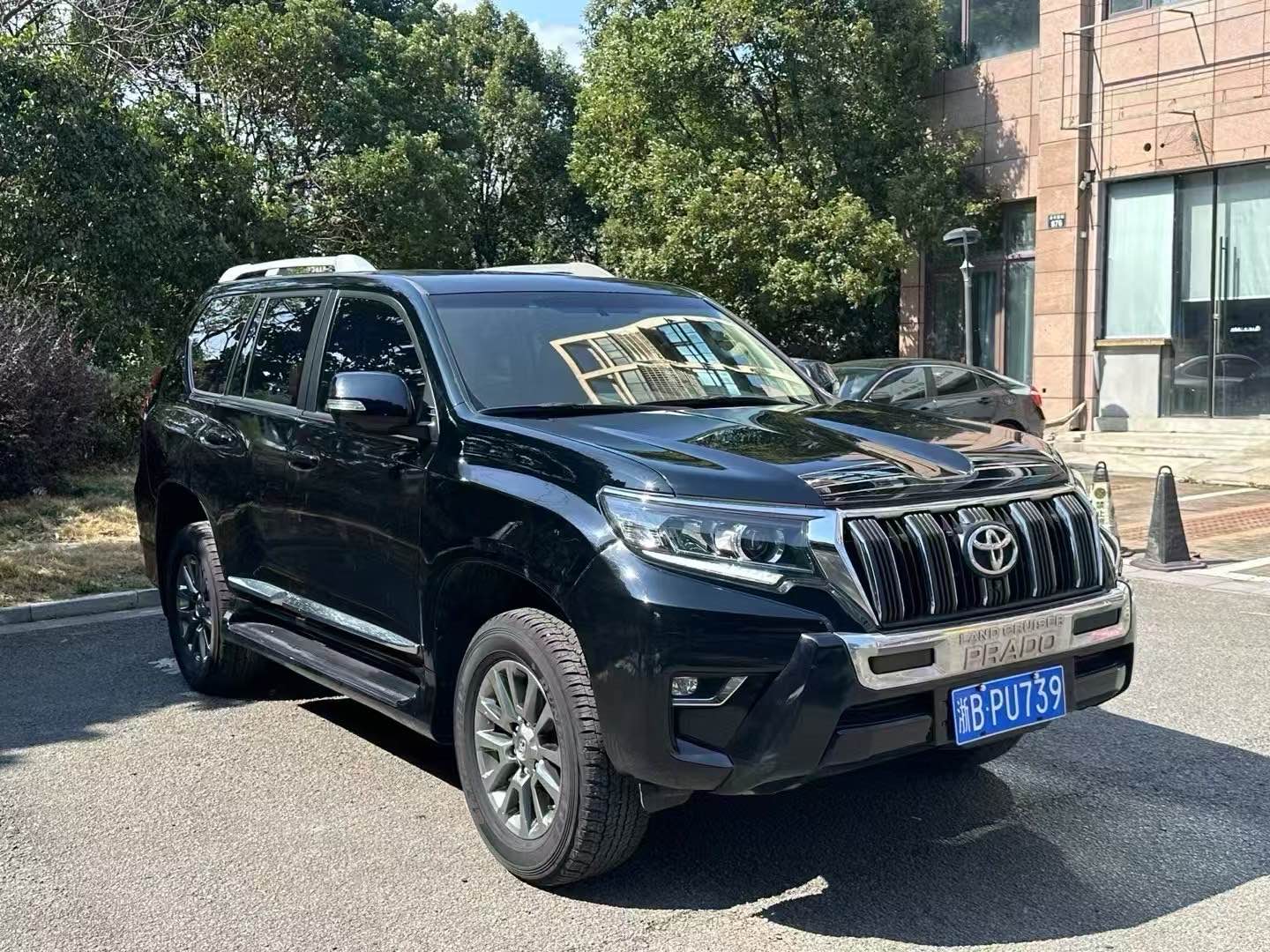 丰田普拉多 2018款 3.5L 自动 四驱 VX二手车 二手NAVI 价格0万 