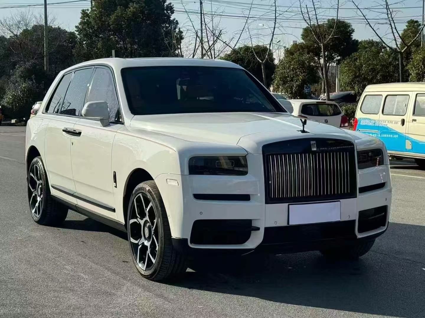 劳斯莱斯库里南 [进口] 2018款 6.7T 自动 标准型加规版平行进口价格0万 