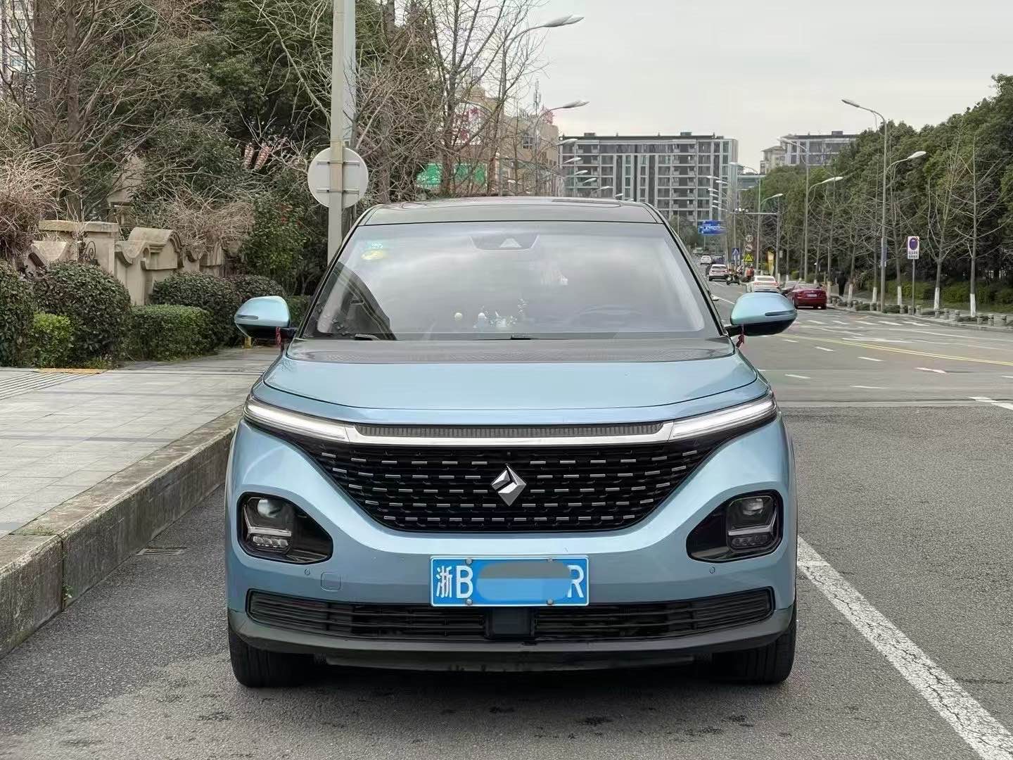 宝骏RM二手车 二手5 2019款 1.5T 自动 24小时在线尊贵型 价格0万 