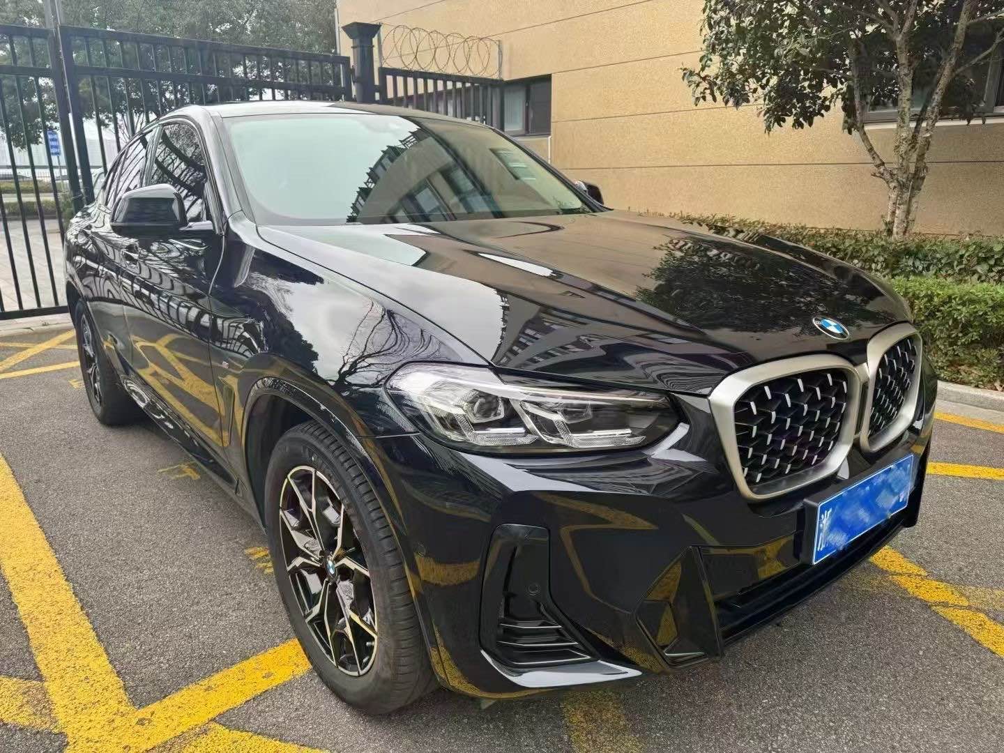 宝马X4 25i [进口] 2022款 2.0T 自动 四驱 M运动套装价格0万 