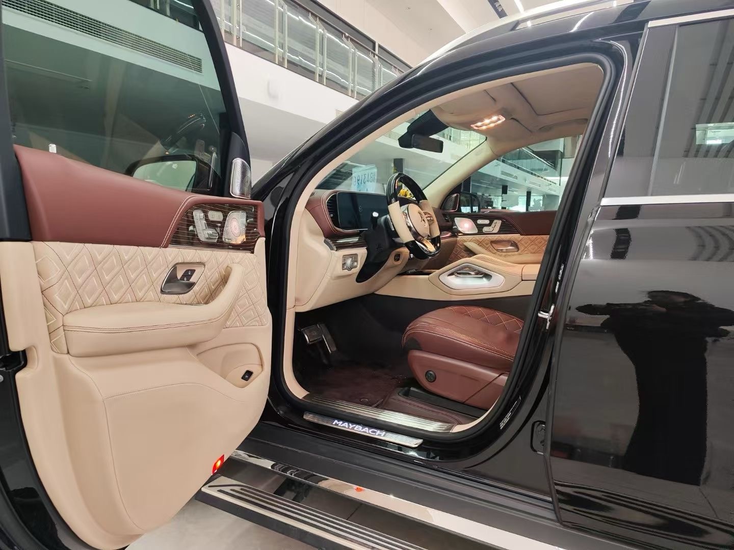 奔驰GLS级 GLS450 [进口] 2023款 3.0T 自动 改款二豪华型价格0万 