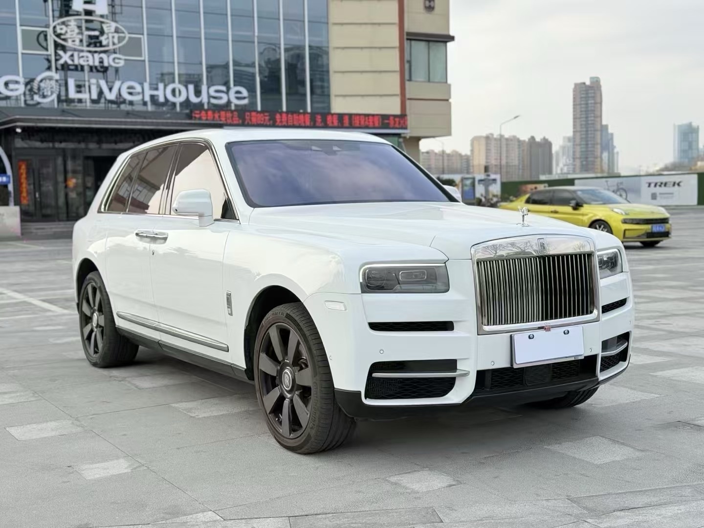 劳斯莱斯库里南 [进口] 2020款 6.7T 自动 Black Badge版价格0万 