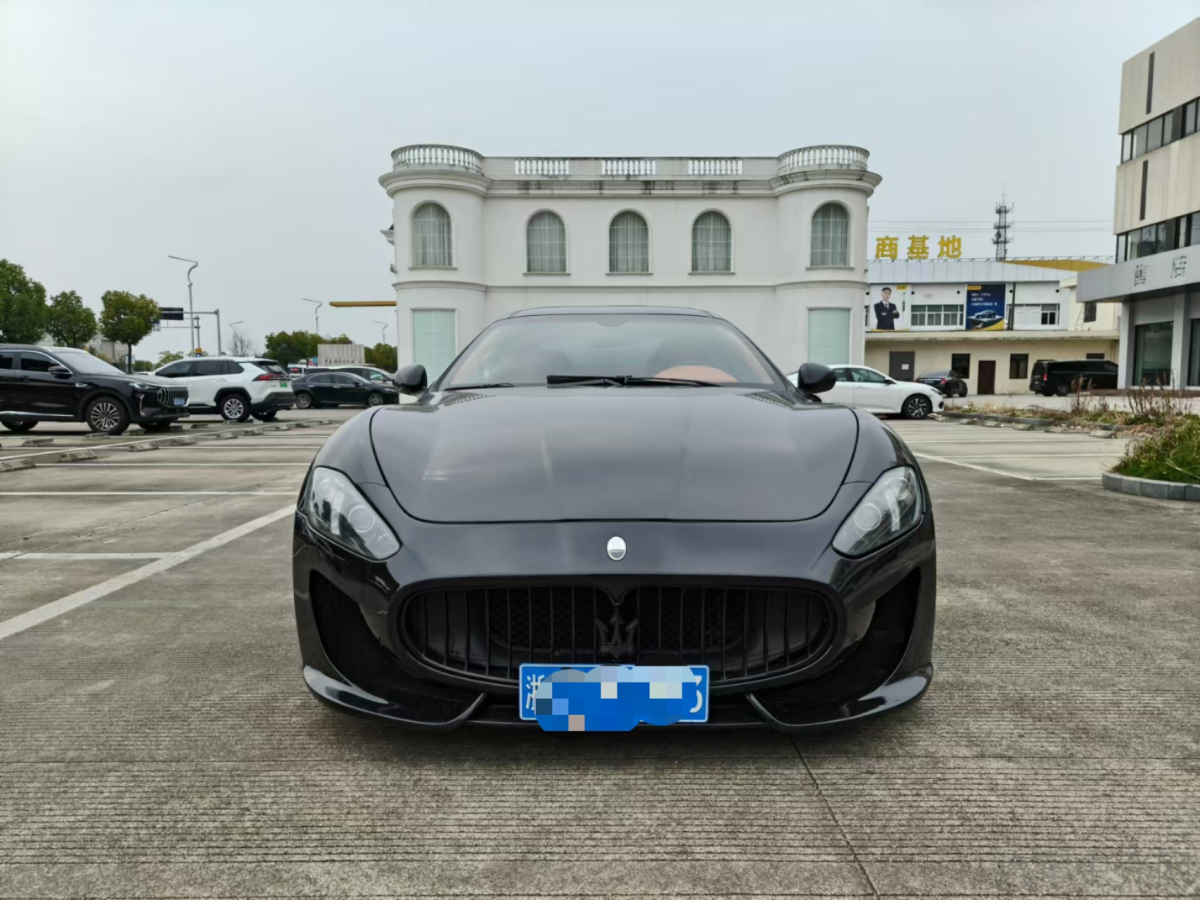 玛莎拉蒂总裁 [进口] 2009款 4.7L 自动 运动版GT价格0万 