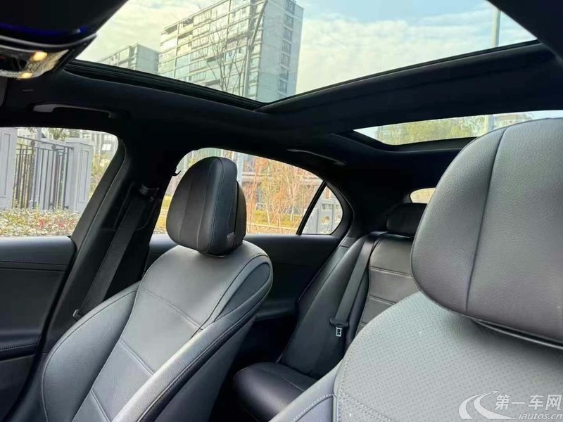 奔驰C级 C260L 2023款 1.5T 自动 运动版 (国Ⅵ) 