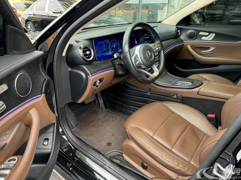 奔驰E级 E300L 2019款 2.0T 自动 汽油 豪华型 (国Ⅵ) 