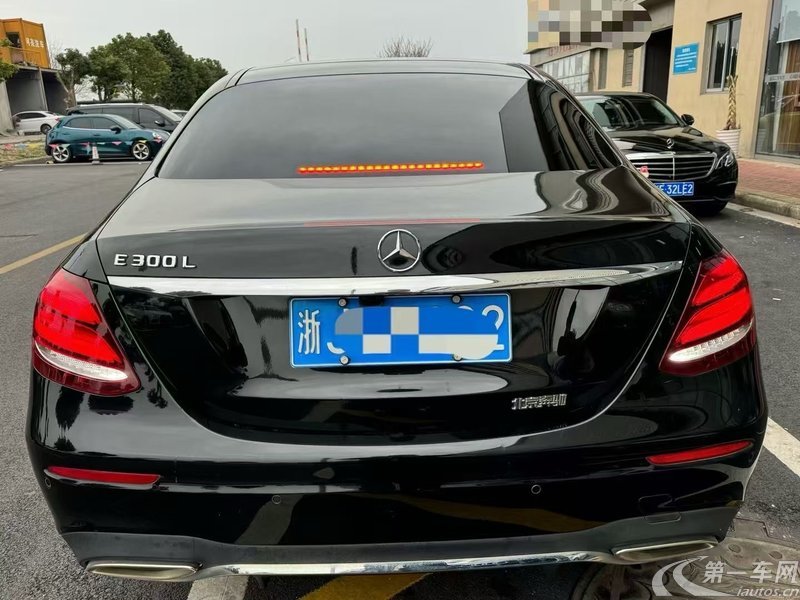 奔驰E级 E300L 2019款 2.0T 自动 汽油 豪华型 (国Ⅵ) 