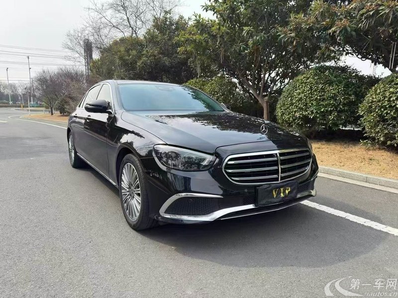 奔驰E级 E300L 2021款 2.0T 自动 汽油 改款尊贵型 (国Ⅵ) 