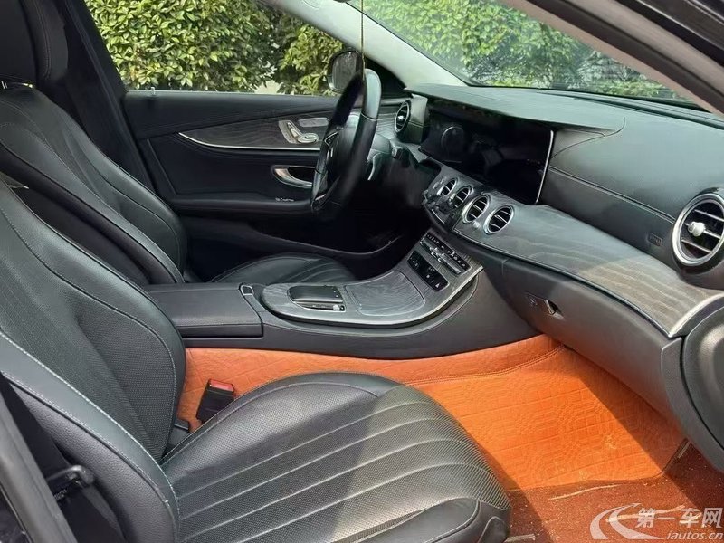 奔驰E级 E300L 2021款 2.0T 自动 汽油 改款尊贵型 (国Ⅵ) 