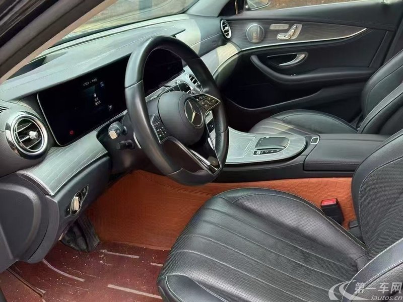 奔驰E级 E300L 2021款 2.0T 自动 汽油 改款尊贵型 (国Ⅵ) 