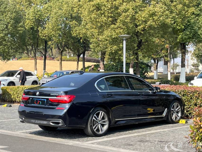 宝马7系 730Li [进口] 2018款 2.0T 自动 汽油 尊享型卓越套装 (国Ⅵ) 