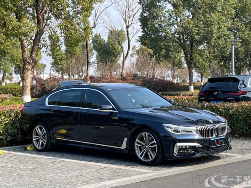 宝马7系 730Li [进口] 2018款 2.0T 自动 汽油 尊享型卓越套装 (国Ⅵ) 