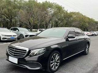 奔驰E级 E300L 2.0T 自动 殊享版改款 