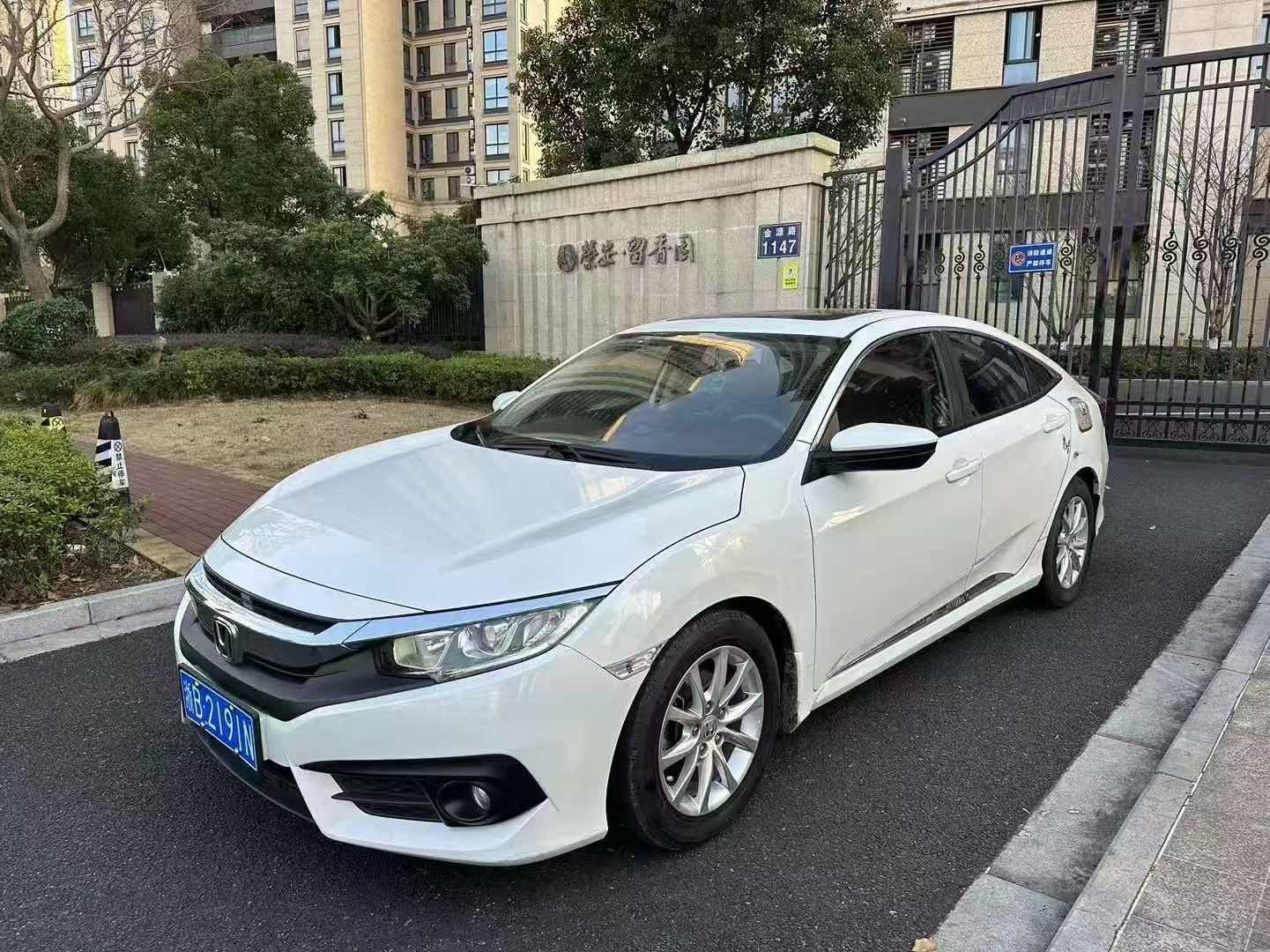 本田思域 2017款 1.0T 自动 舒适版180TURBO 价格0万 