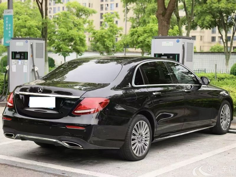 奔驰E级 E300L 2018款 2.0T 自动 汽油 豪华型 (国Ⅴ) 