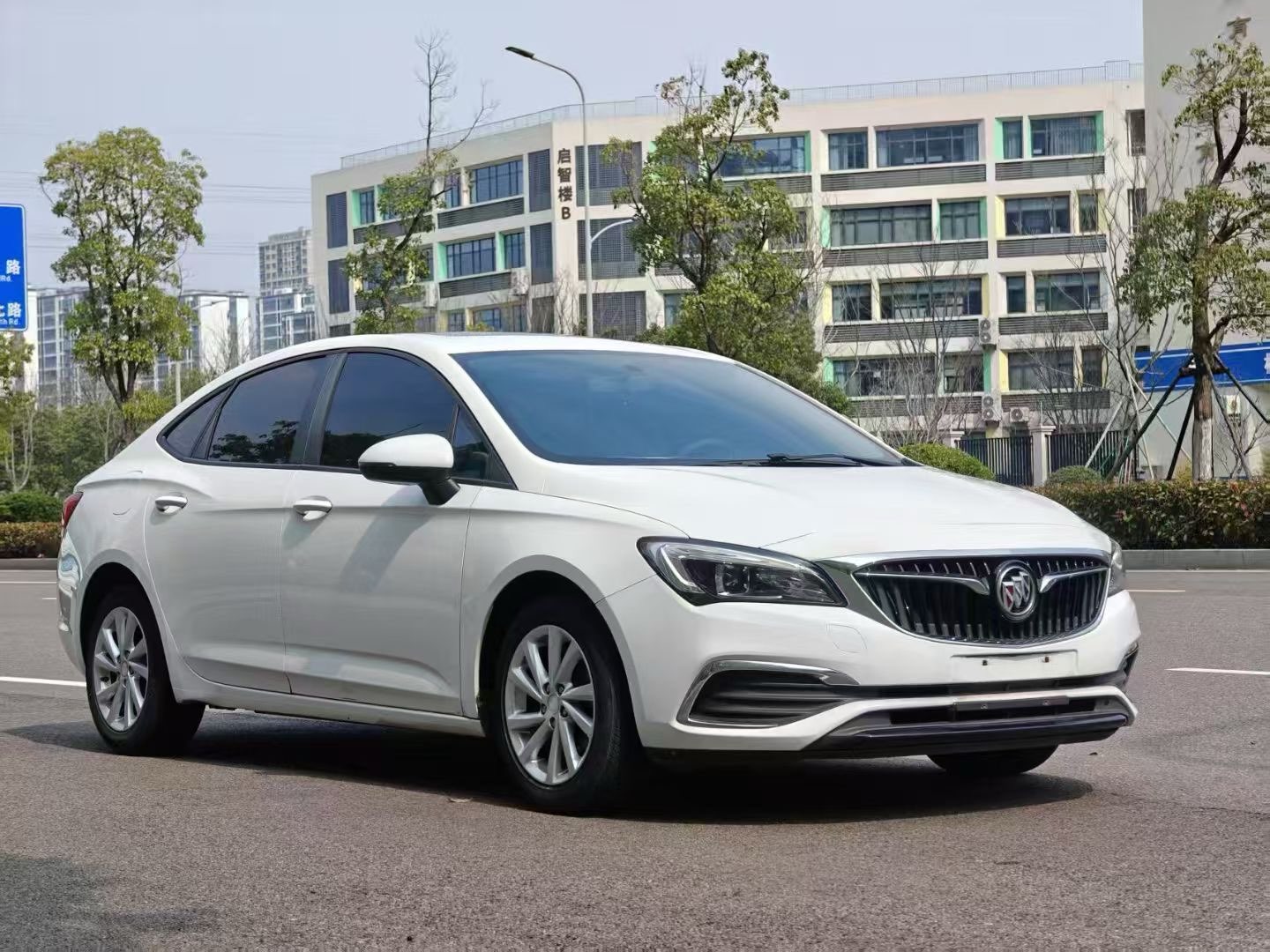 别克威朗 2019款 1.5T 自动 20T豪华型 价格0万 