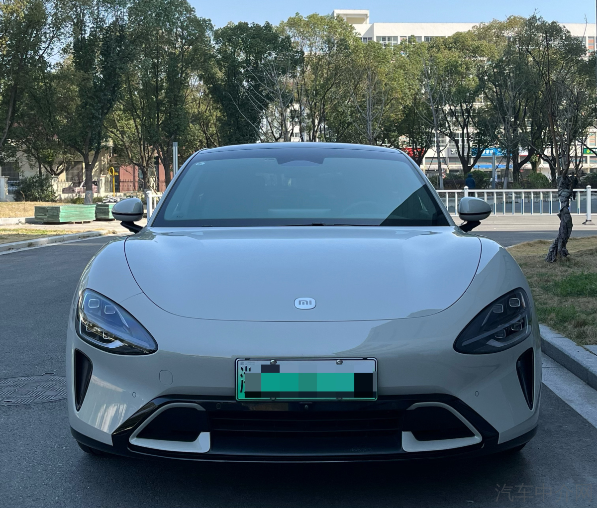 小米汽车SU7 2024款 0.0T 自动 700km长续航智驾版价格0万 