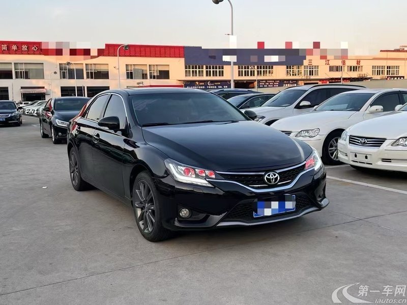 丰田锐志 2013款 2.5L 自动 V尊锐导航版 (国Ⅴ) 