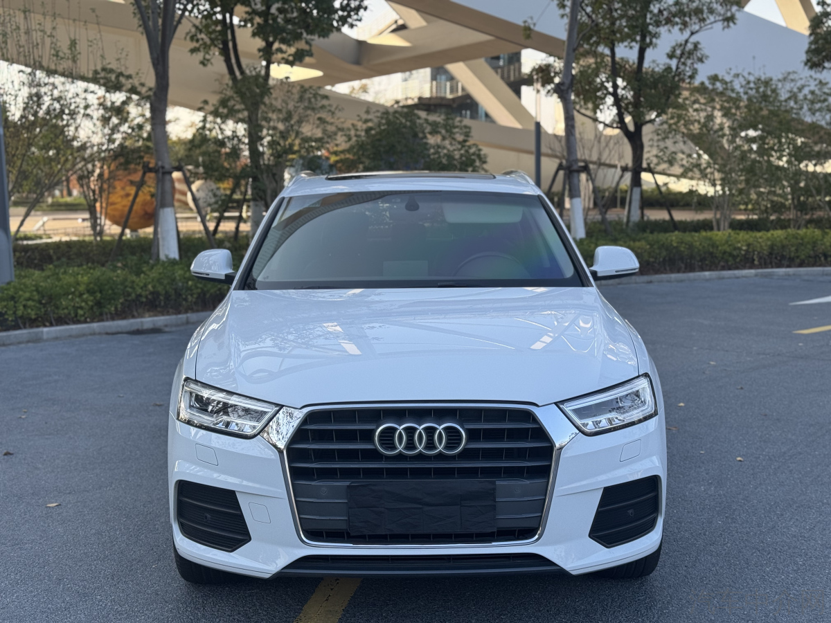 奥迪Q3 35TFSI 2019款 1.4T 自动 前驱 时尚动感型 价格0万 