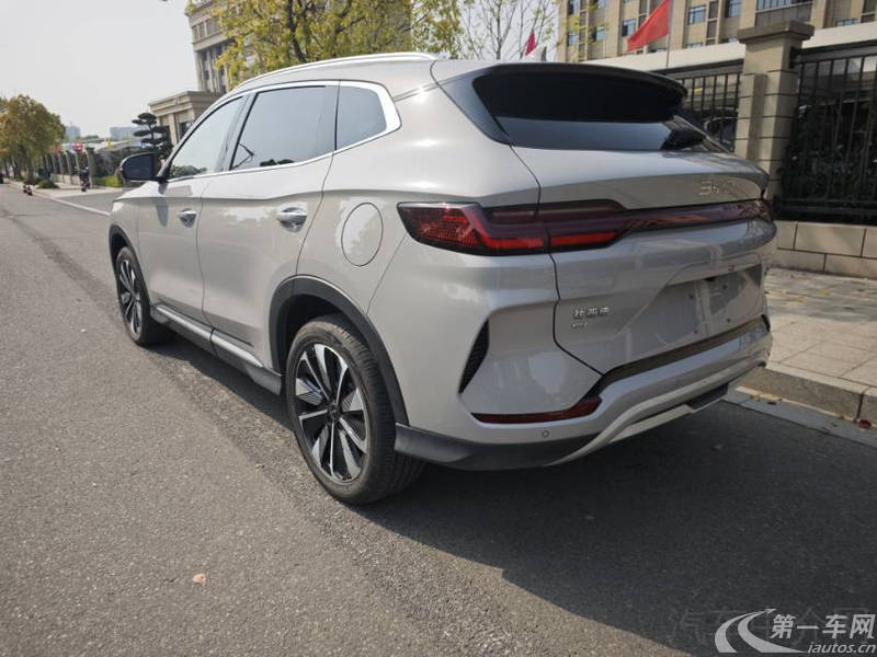 比亚迪宋PLUS EV 荣耀版 2024款 0.0T 自动 520km旗舰型 
