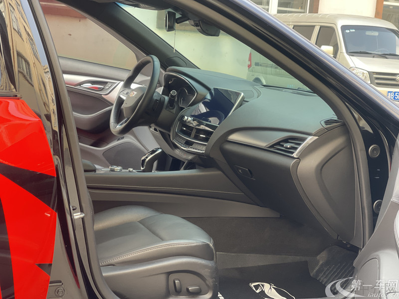 凯迪拉克CT5 2021款 2.0T 自动 28T豪华型 (国Ⅵ) 