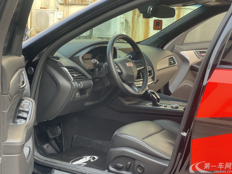 凯迪拉克CT5 2021款 2.0T 自动 28T豪华型 (国Ⅵ) 