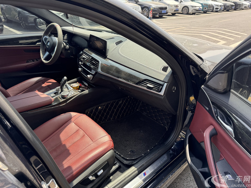 宝马5系 530Li 2020款 2.0T 自动 汽油 尊享型豪华套装 (国Ⅵ) 