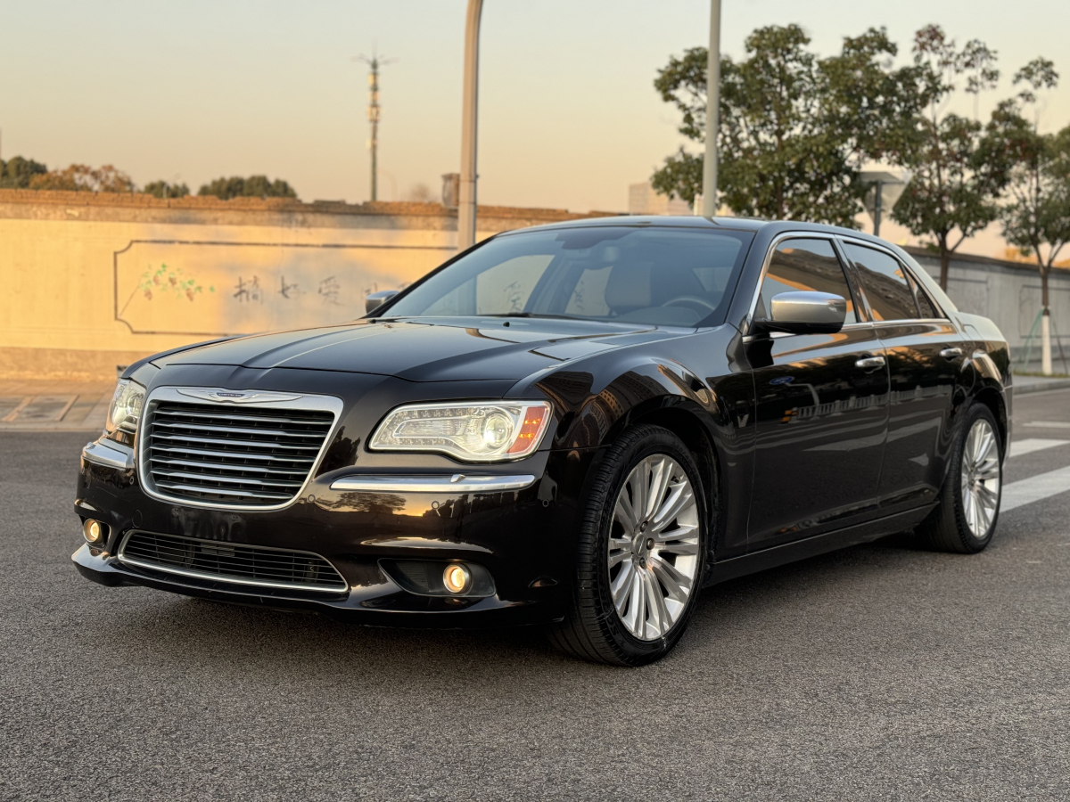克莱斯勒300C [进口] 2013款 3.6L 自动 尊适版价格0万