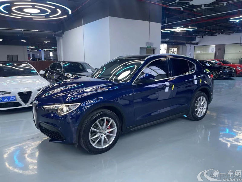 阿尔法罗密欧Stelvio [进口] 2021款 2.0T 自动 280HP豪华版 