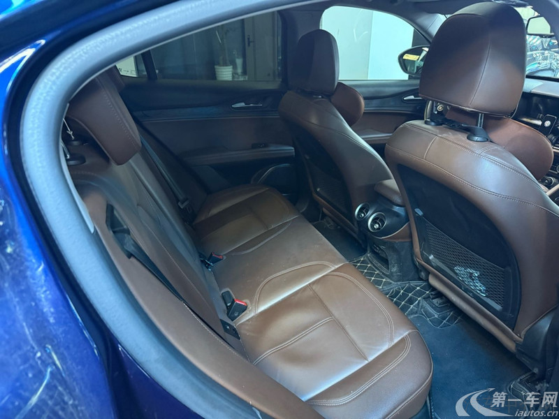 阿尔法罗密欧Stelvio [进口] 2021款 2.0T 自动 280HP豪华版 