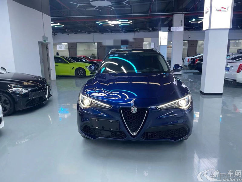 阿尔法罗密欧Stelvio [进口] 2021款 2.0T 自动 280HP豪华版 